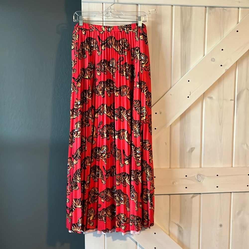 NWOT! Dressed in LALA Don't Let Them Tame You Pleated Midi Skirt, Tiger, Red, L - Picture 3 of 9
